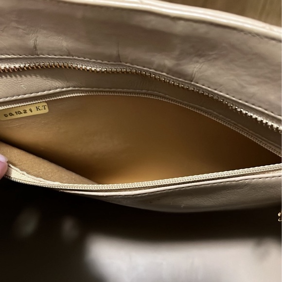 Chanel Lambskin Medallion Beige Tote Gold Hardware with ENTRUPY Good used cond - Picture 5 of 12